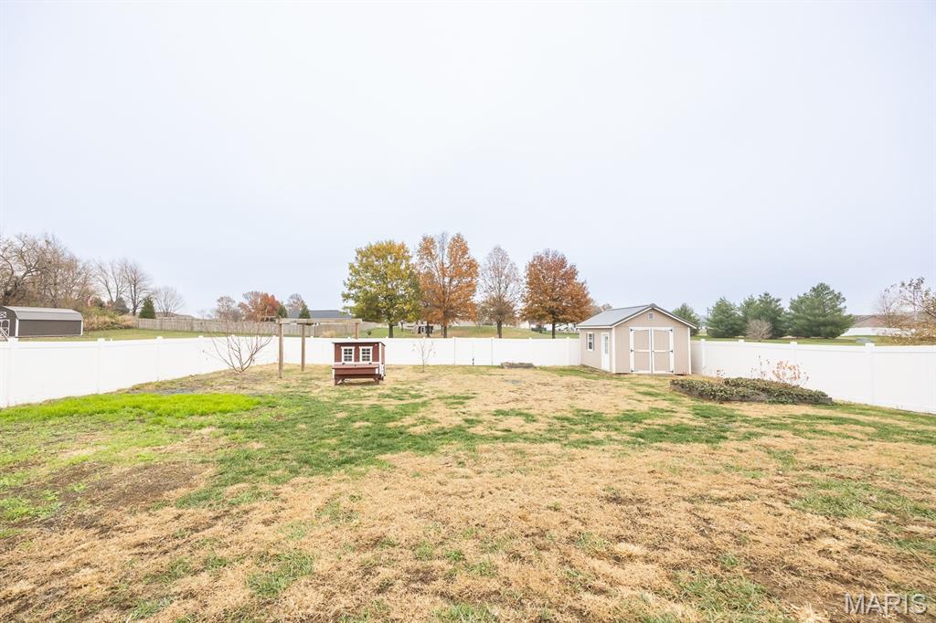 2620 Vulliet Road Highland, IL 62249 - Photo 36 of 37