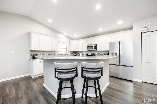 $439,900 | 2620 Vulliet Road, Highland, IL 62249