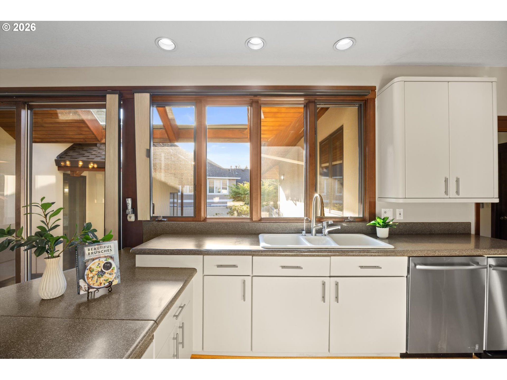 11220 Northwest Ridge Road Portland, OR 97229 - Photo 18 of 48 Kitchen