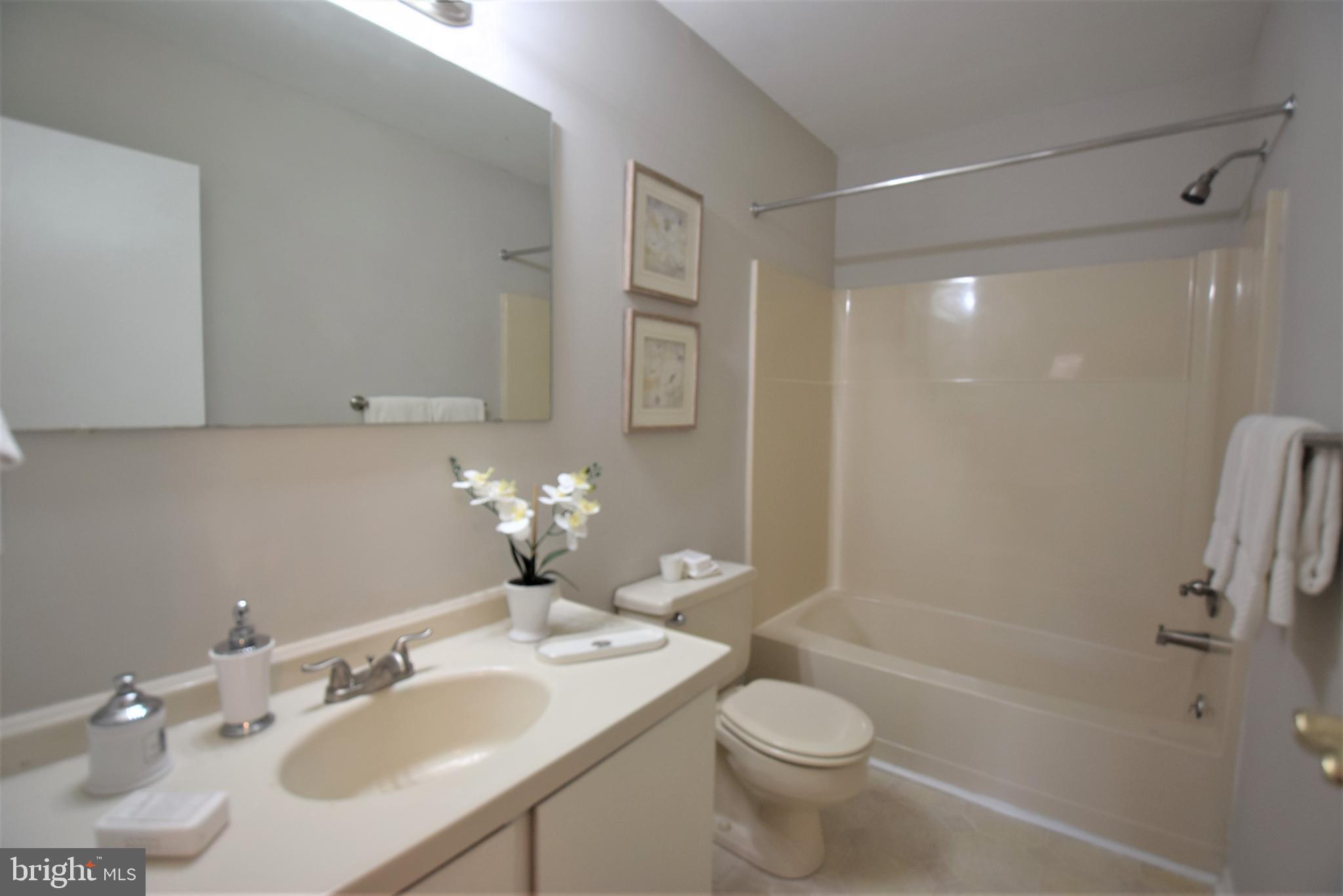1006 Raintree Lane Malvern, PA 19355 - Photo 16 of 26 Gallery Image 16