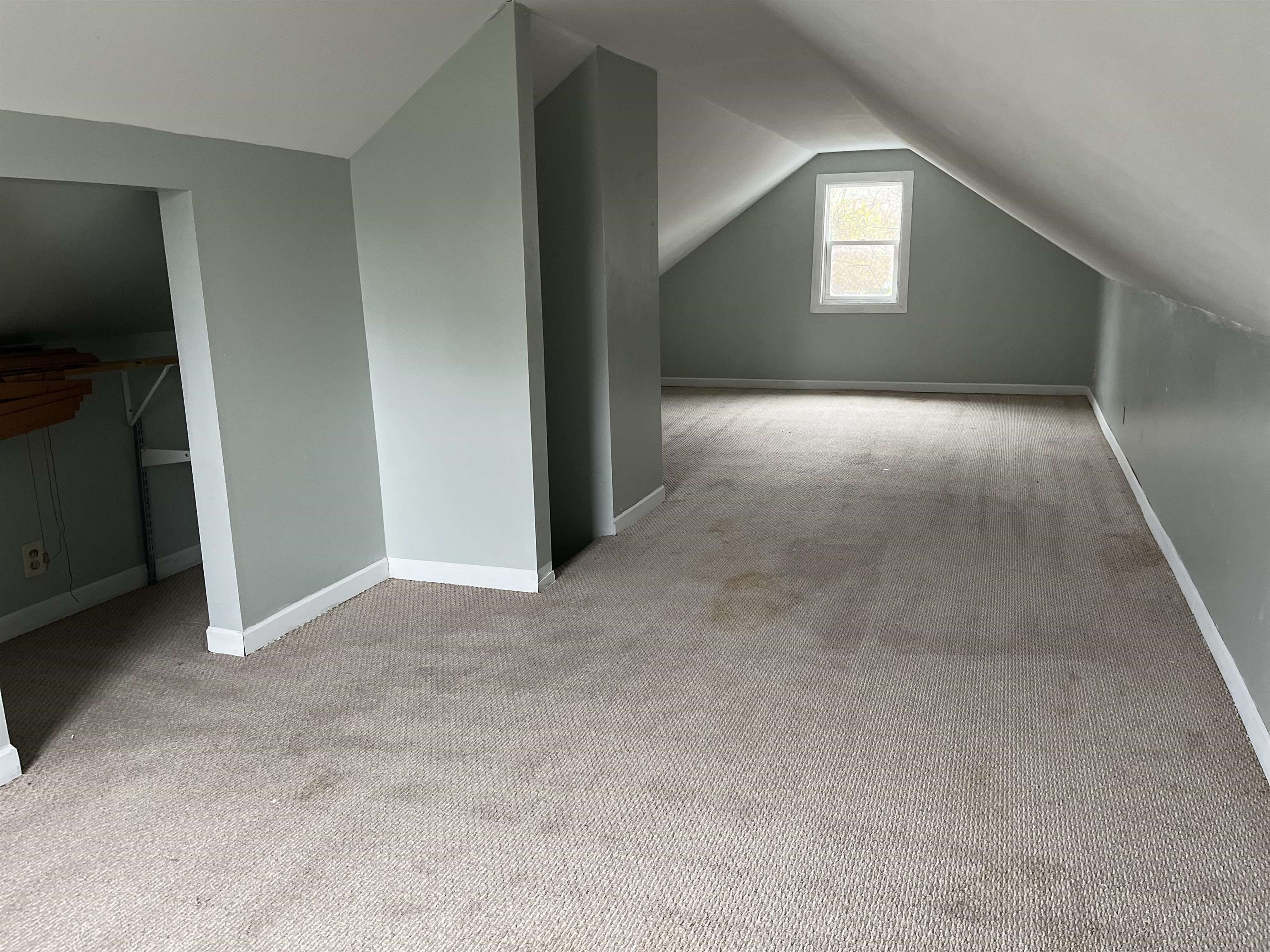 415 Barnum Road Rockford, IL 61109 - Photo 20 of 24 a view of an empty room with a window