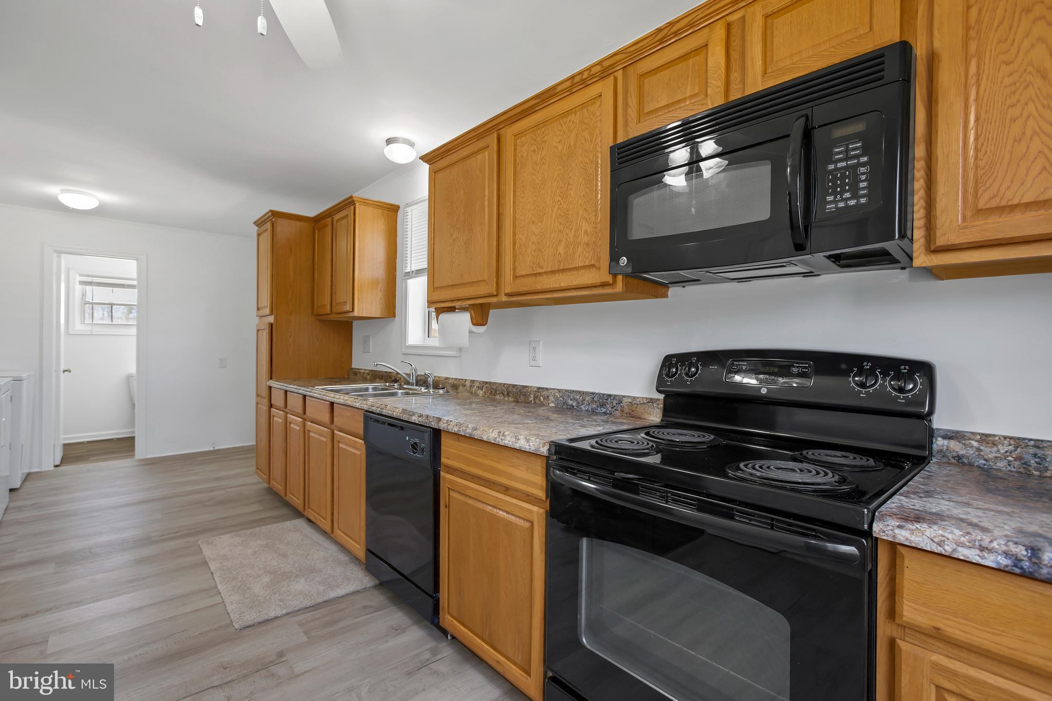 22176 Landora Bridge Road Ruther Glen, VA 22546 - Photo 12 of 36 Gallery Image 12
