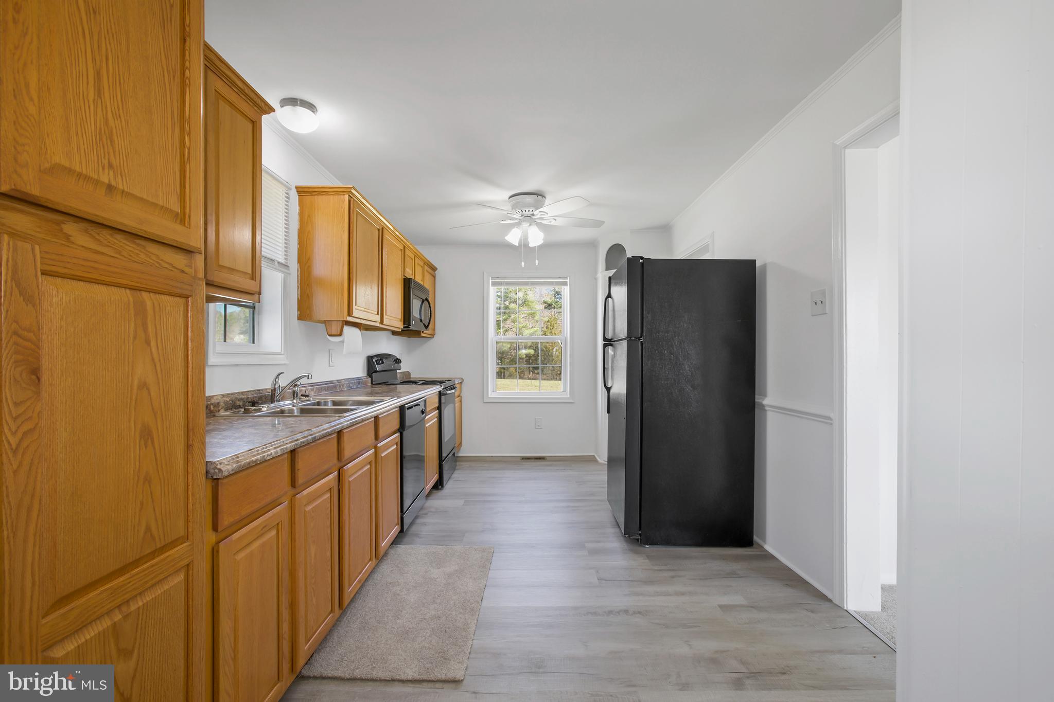 22176 Landora Bridge Road Ruther Glen, VA 22546 - Photo 3 of 36 Gallery Image 3
