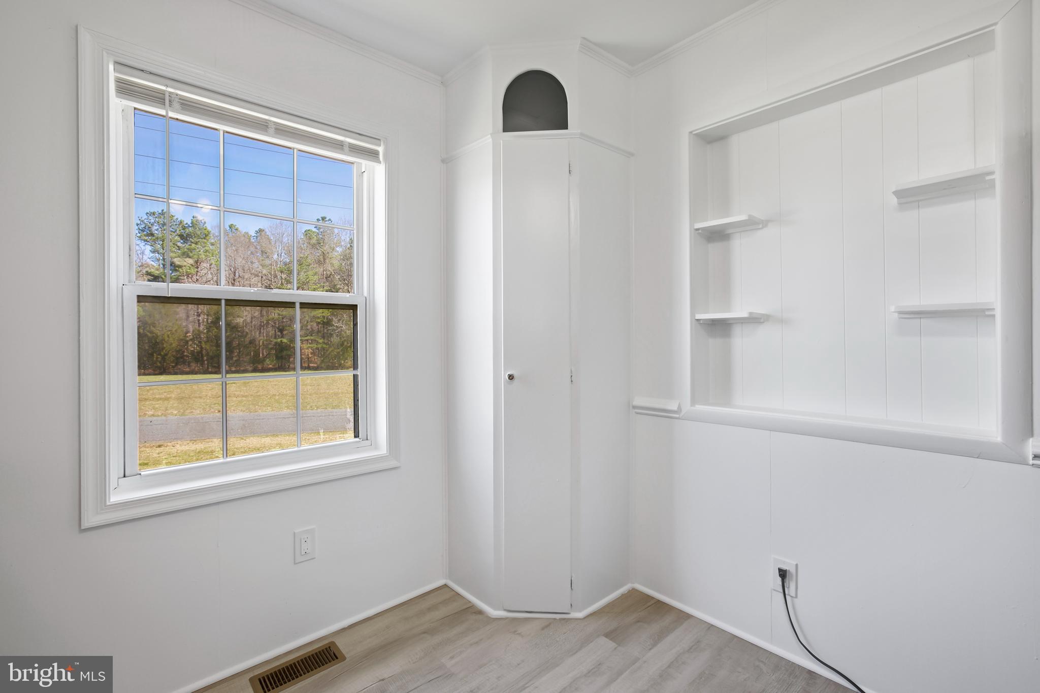 22176 Landora Bridge Road Ruther Glen, VA 22546 - Photo 4 of 36 Gallery Image 4