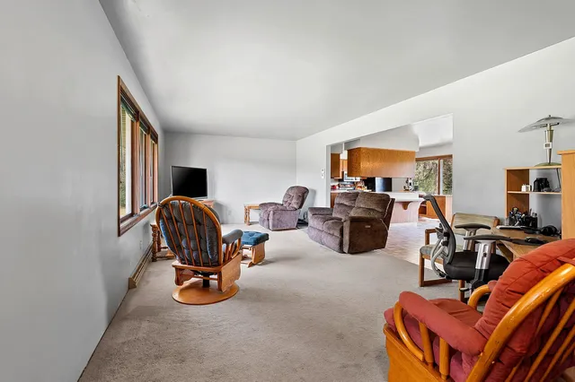 $660,000 | E7206 Magolski Road, Marion, WI 54950