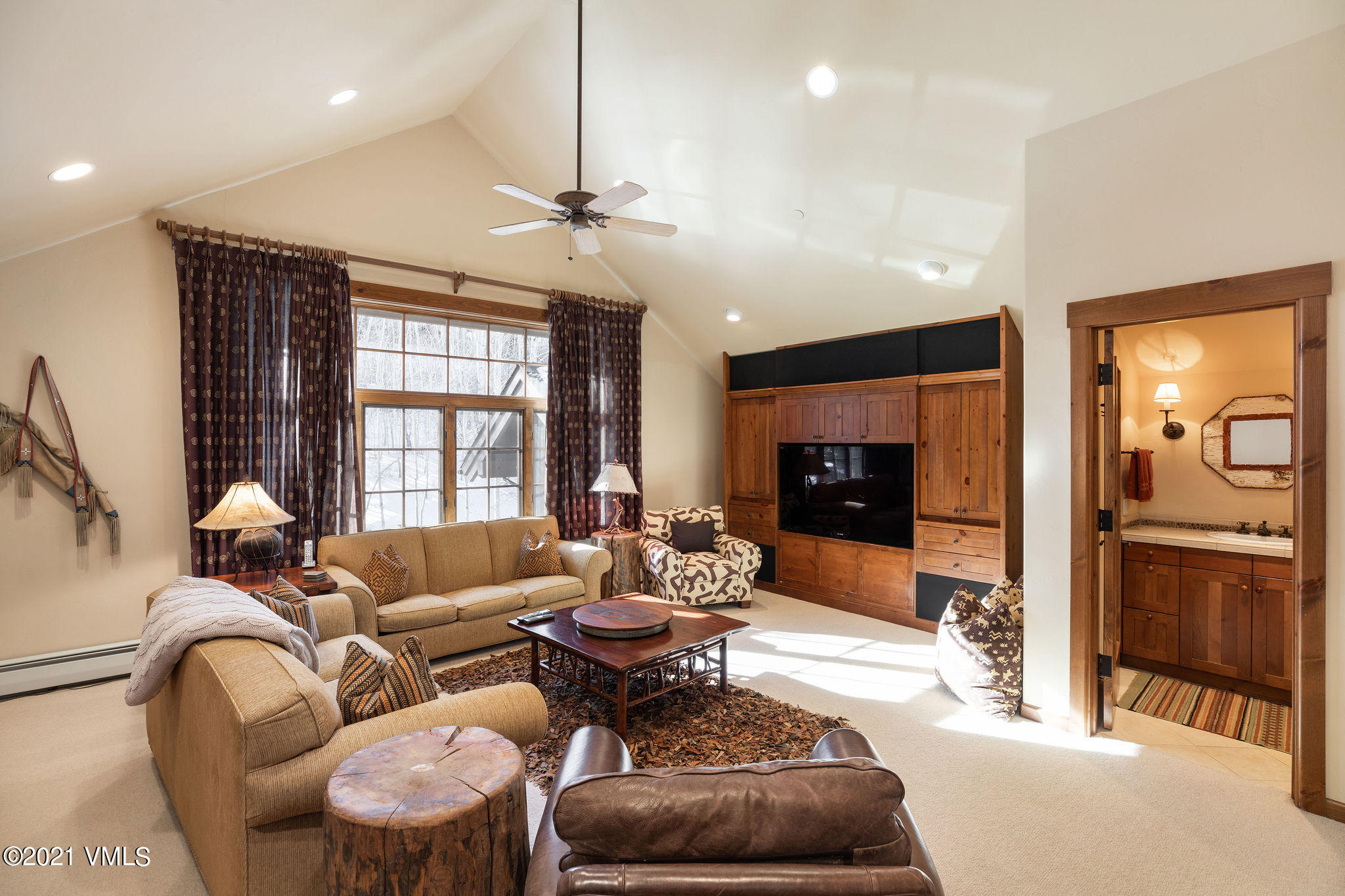 1264_bachelor_ridge_interior_den