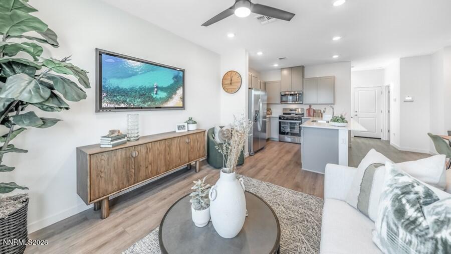 1040 Middle Gate Road Carson City, NV 89701 - Photo 10 of 23 Great Room