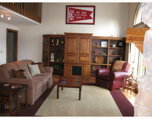 51300 Lilac Road South Bend, IN 46628 - Photo 6 of 12 Gallery Image 6
