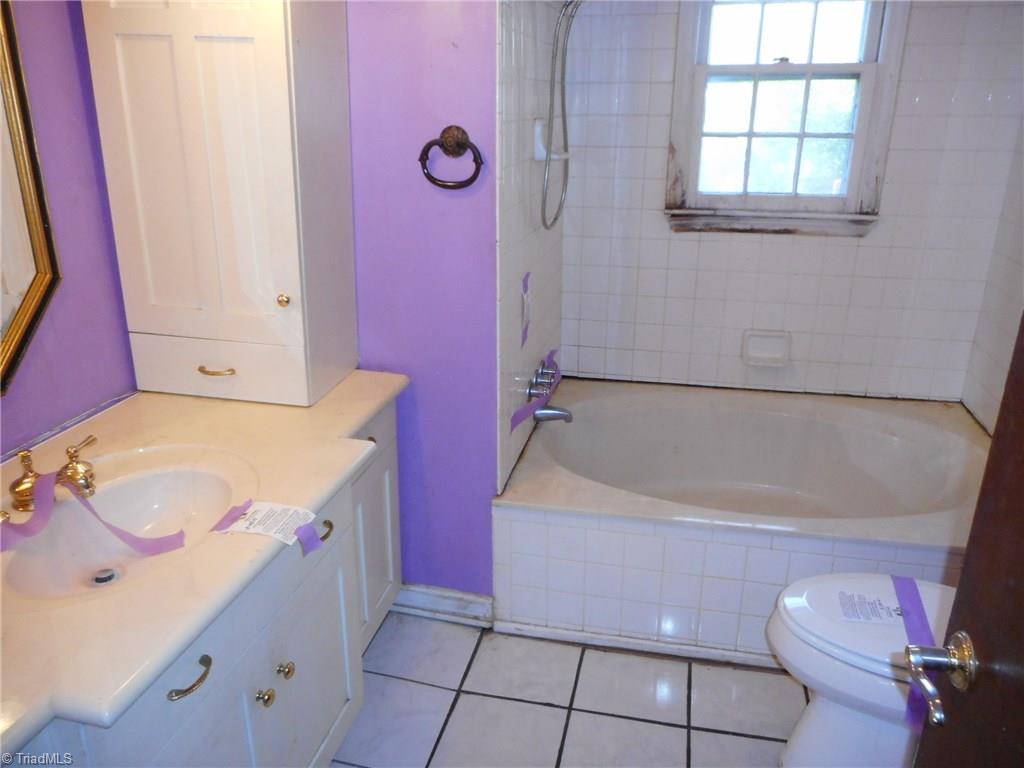4154 Old Way Road Sophia, NC 27350 - Photo 10 of 13 Gallery Image 10