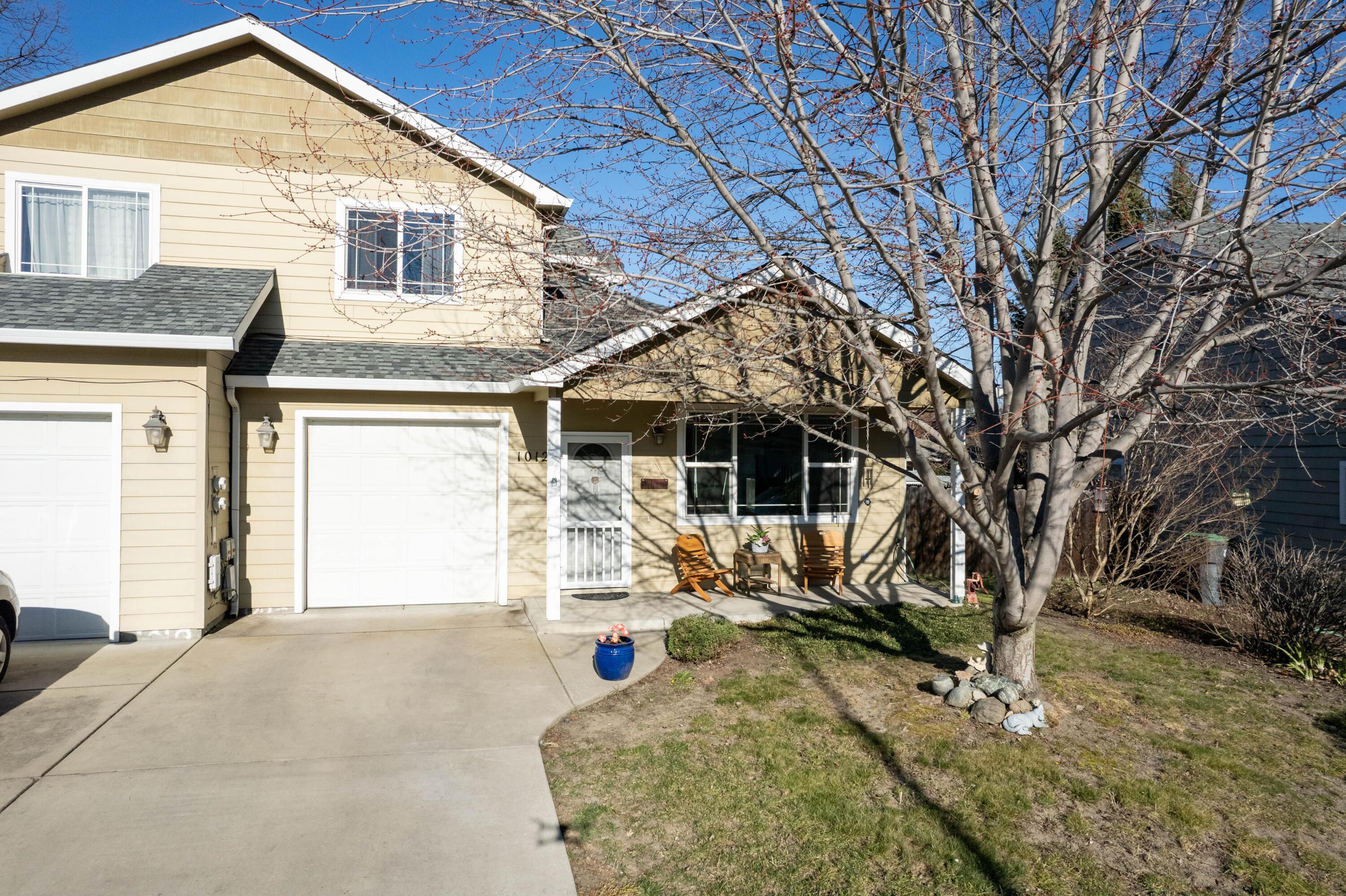 1012 Megan Lane Phoenix, OR 97535 - Photo 2 of 35 DJI_0244