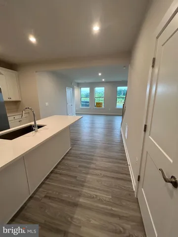 a view of an entryway of the house