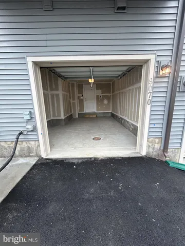 a view of a storage & utility room