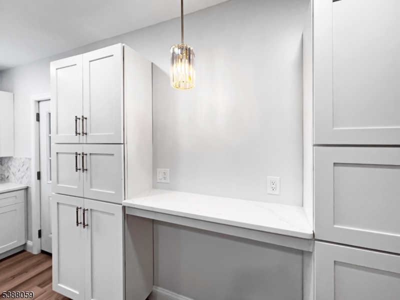 86 Heckman Street Phillipsburg, NJ 08865 - Photo 10 of 24 a bathroom with a bathtub and a shower