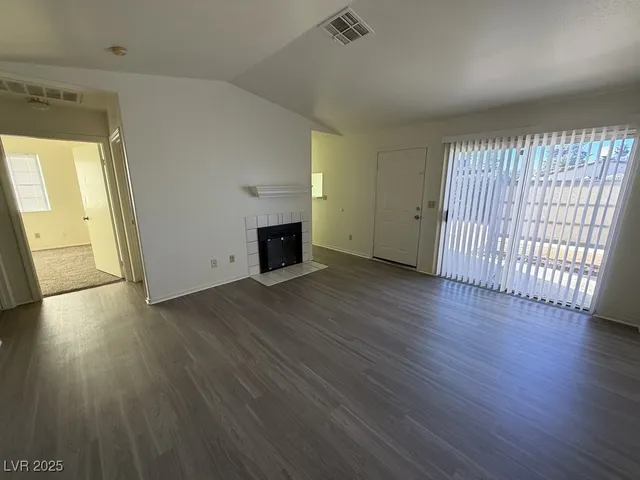$1,200 | 275 North Lamb Boulevard, Unit C, Las Vegas, NV 89110