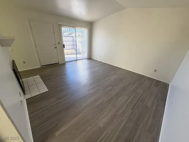 $1,200 | 275 North Lamb Boulevard, Unit C, Las Vegas, NV 89110