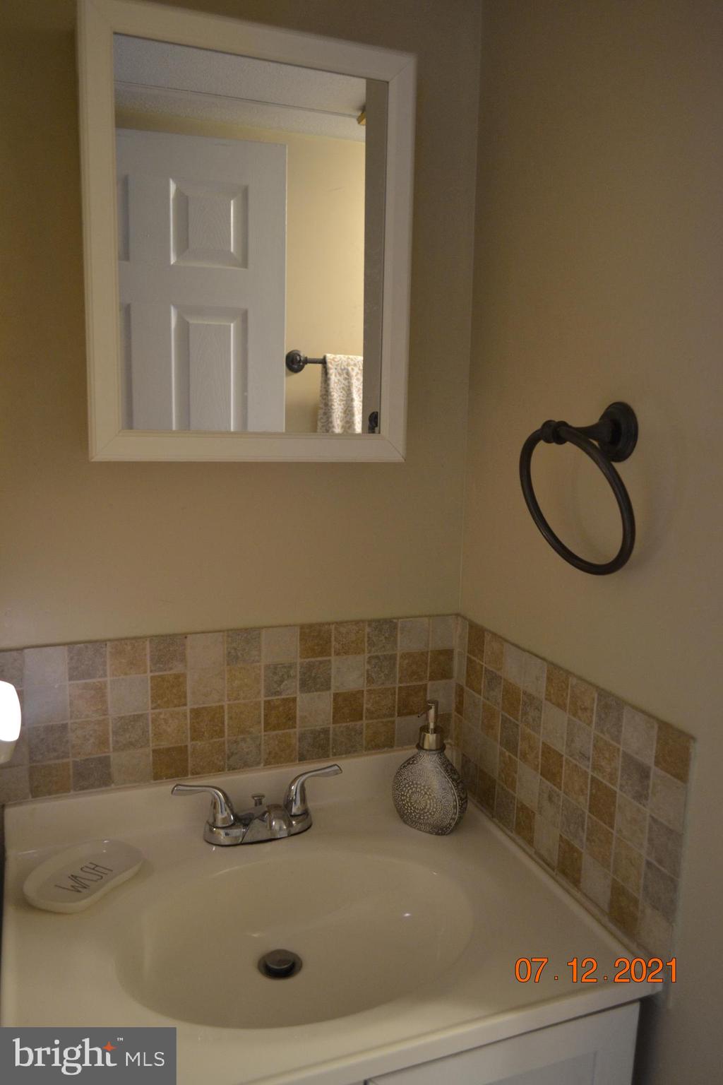807 Berry Road Wilmington, DE 19810 - Photo 30 of 42 Gallery Image 30
