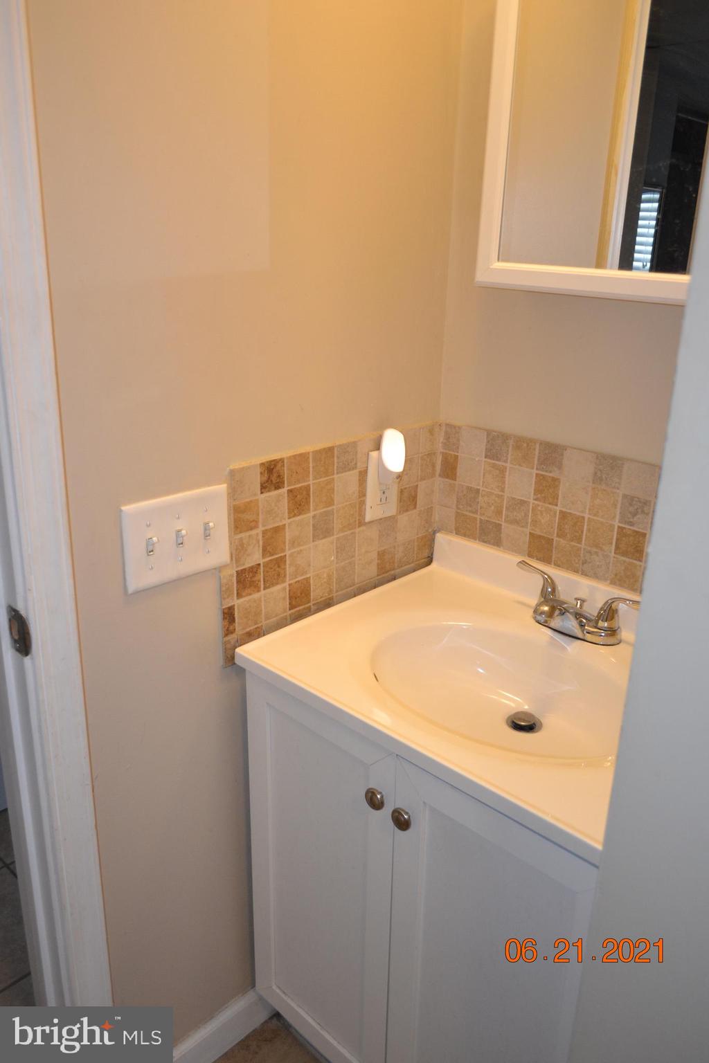 807 Berry Road Wilmington, DE 19810 - Photo 31 of 42 Gallery Image 31