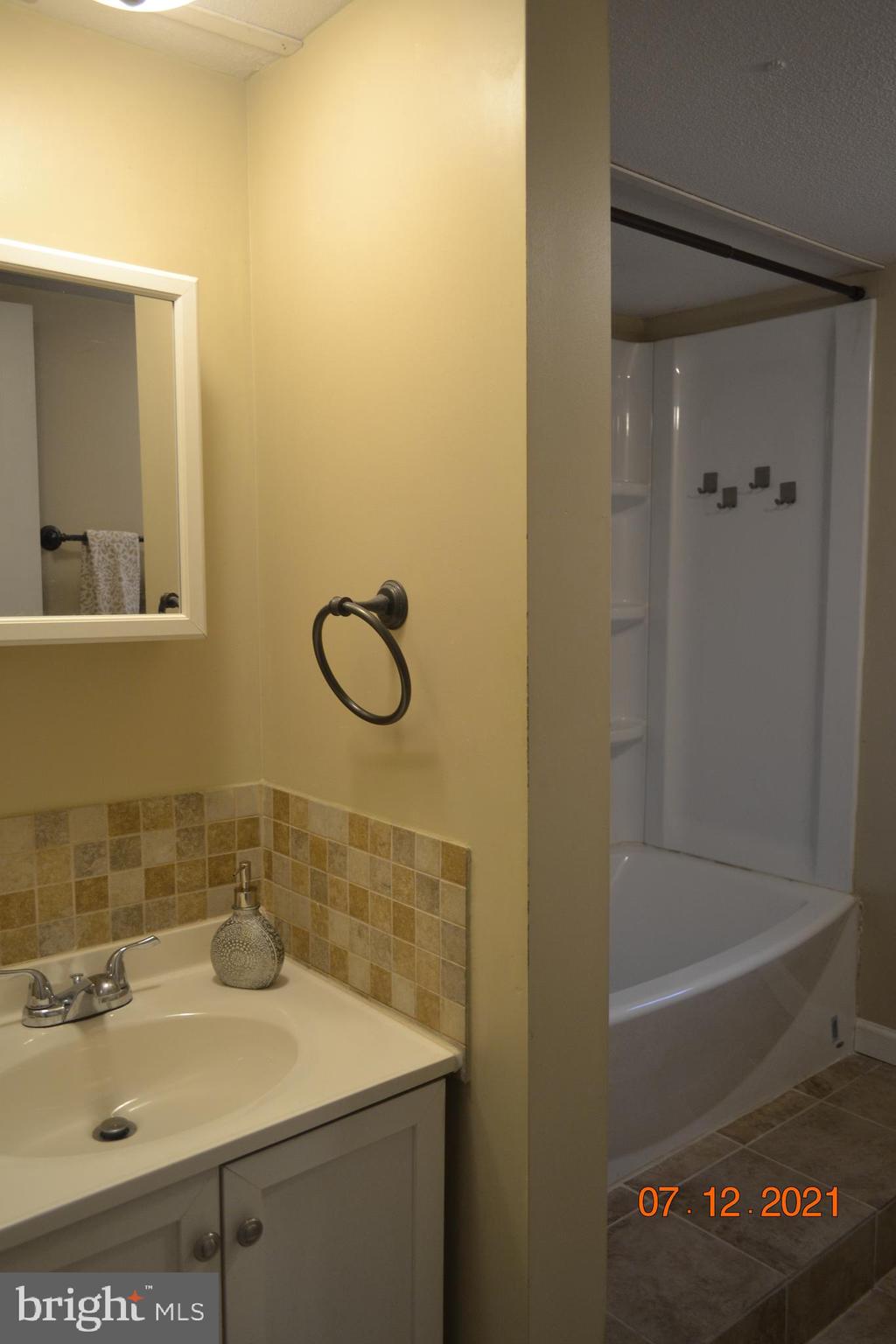 807 Berry Road Wilmington, DE 19810 - Photo 39 of 42 Gallery Image 39