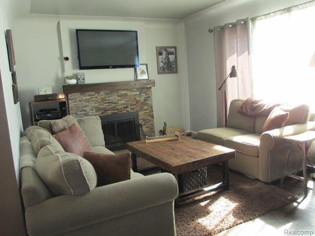 17439 Faulman Road Clinton Township, MI 48035 - Photo 2 of 30 02.jpg