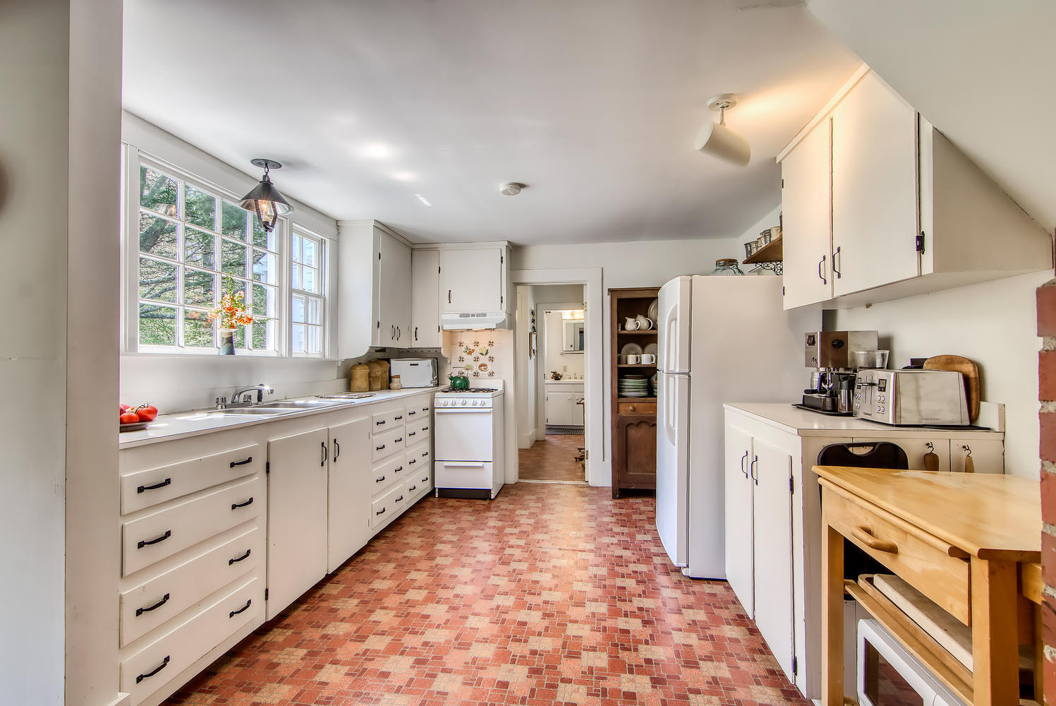 189 Sunshine Road Deer Isle, ME 04627 - Photo 18 of 66 189 Sunshine Road Deer Isle ME-large-023