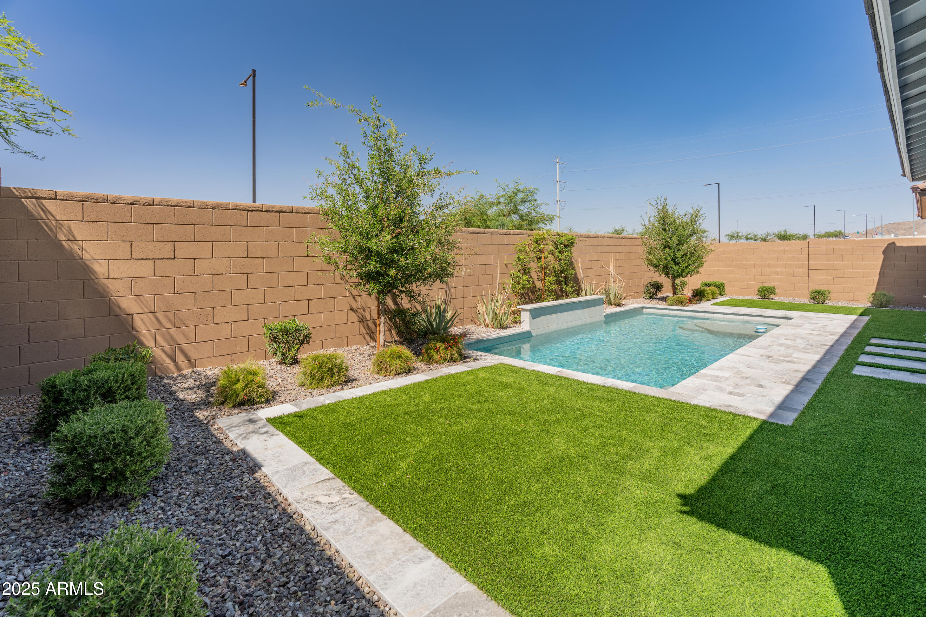 3260 West Caleb Road Phoenix, AZ 85083 - Photo 48 of 58 3260 Caleb Rd-43
