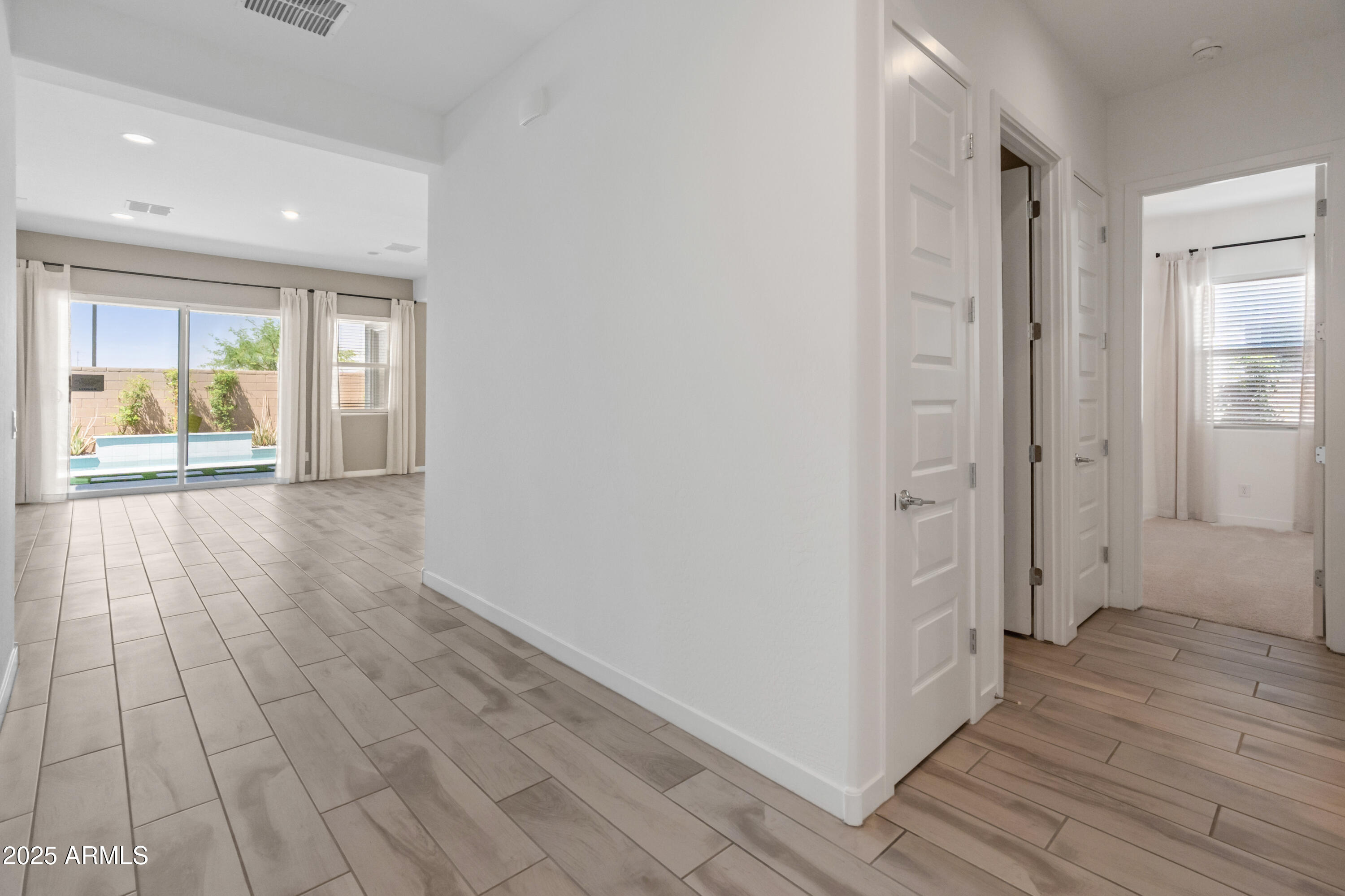 3260 West Caleb Road Phoenix, AZ 85083 - Photo 9 of 58 3260 Caleb Rd-27