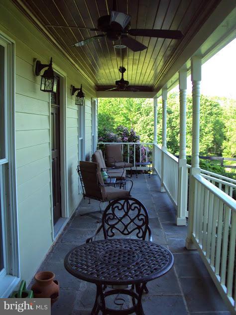 20277 Cockerill Road Purcellville, VA 20132 - Photo 14 of 23 Front porch