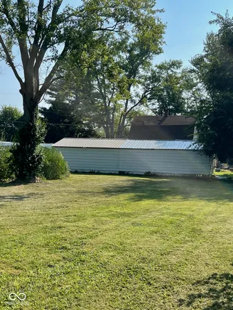 $119,999 | 2845 West 3rd Avenue, Clinton, IN 47842