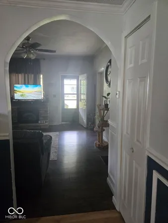 $119,999 | 2845 West 3rd Avenue, Clinton, IN 47842