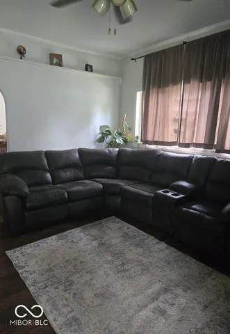 $119,999 | 2845 West 3rd Avenue, Clinton, IN 47842