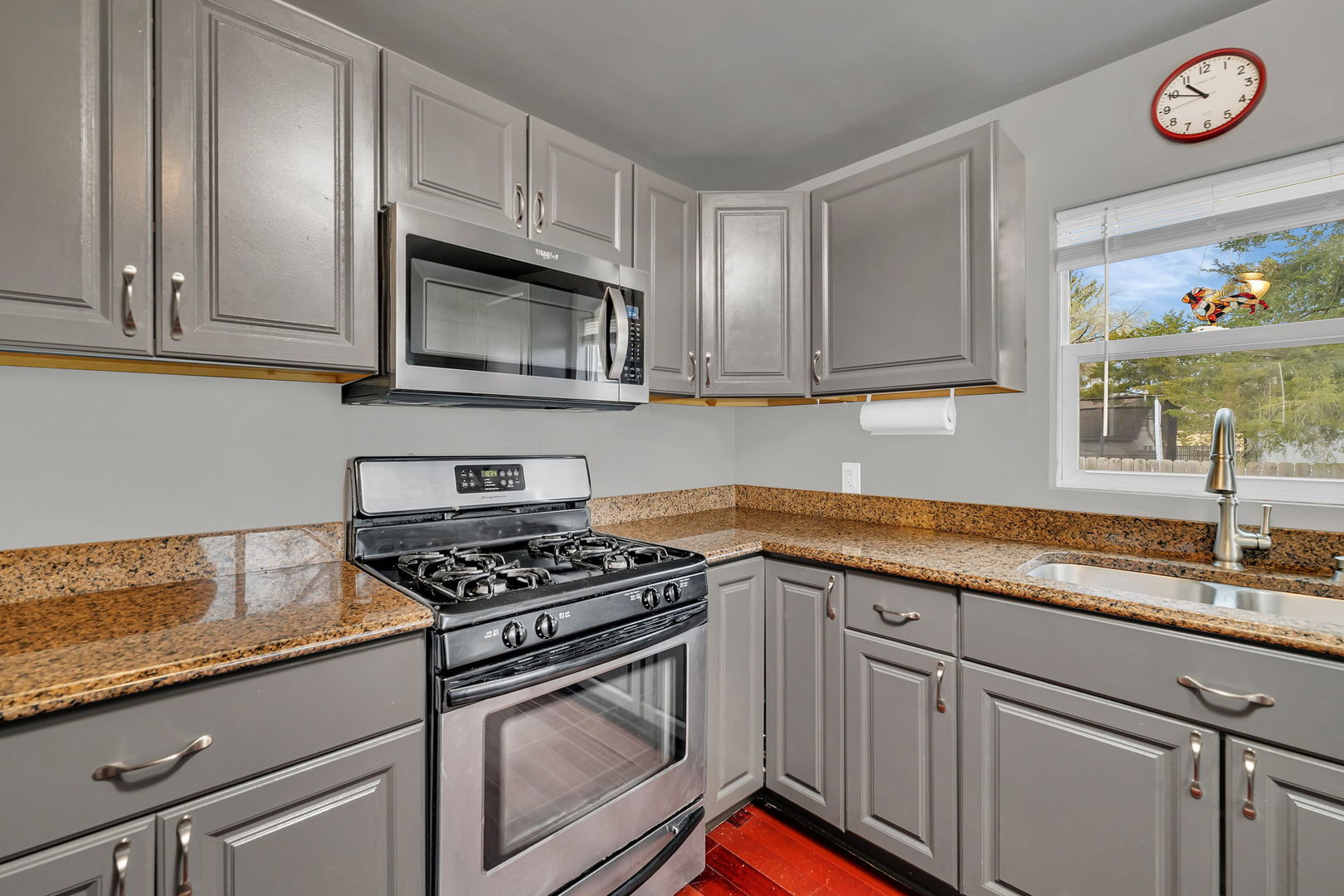 136 Grove Street Braidwood, IL 60408 - Photo 12 of 26