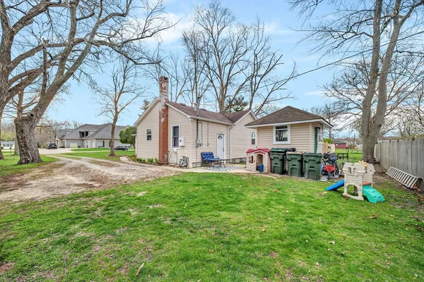$194,900 | 136 Grove Street, Braidwood, IL 60408
