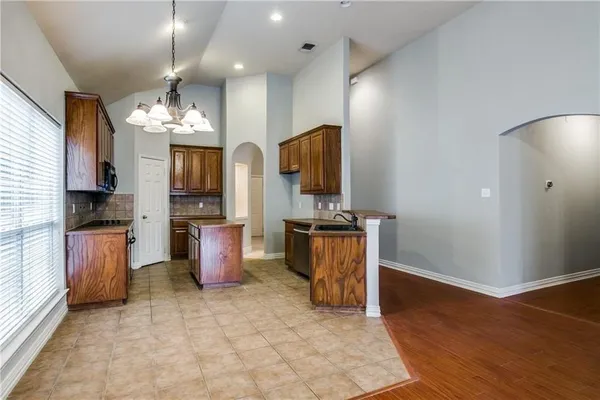 $2,500 | 2801 Grand Canyon Court, McKinney, TX 75072