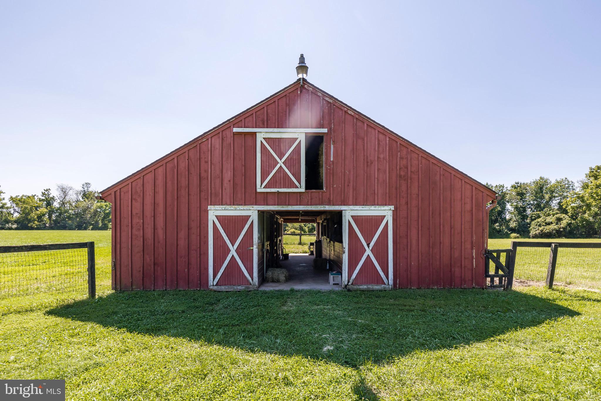 280 Moore Road Exton, PA 19341 - Photo 25 of 50 Amish Built 5 stall barn