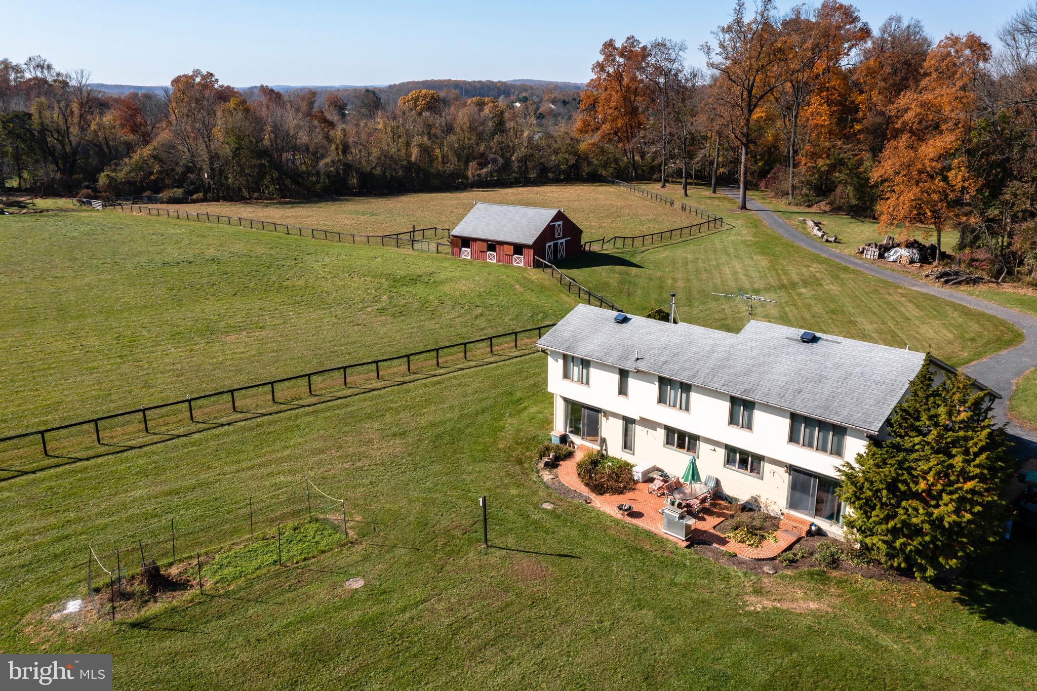 280 Moore Road Exton, PA 19341 - Photo 5 of 50 Home with barn