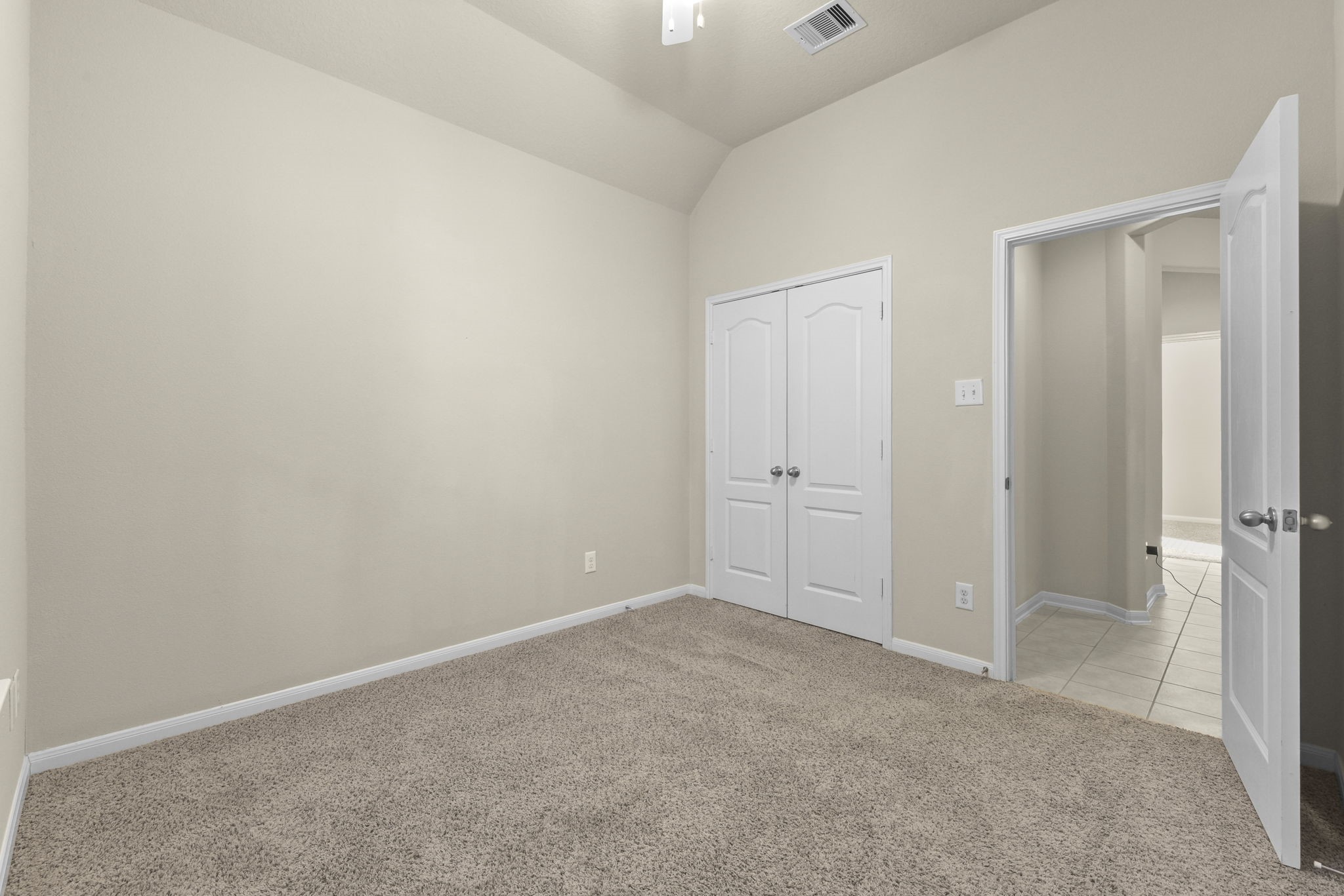 39 Butternut Grove Place Tomball, TX 77375 - Photo 26 of 35 a view of an empty room