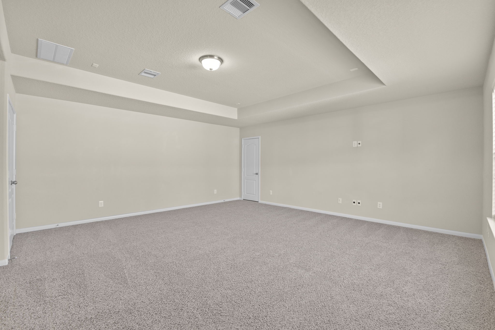 39 Butternut Grove Place Tomball, TX 77375 - Photo 32 of 35 a view of an empty room