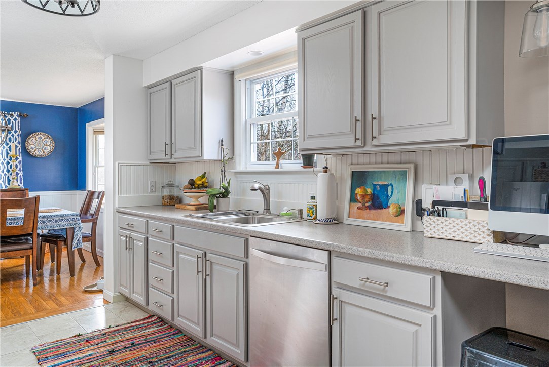 106 Sweet Farm Road Portsmouth, RI 02871 - Photo 12 of 40 Gallery Image 12