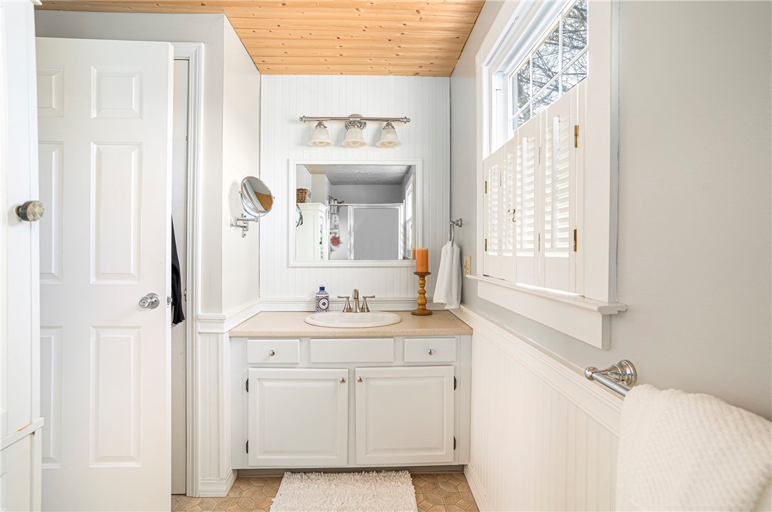 106 Sweet Farm Road Portsmouth, RI 02871 - Photo 27 of 40 Gallery Image 27