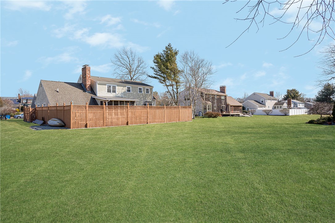 106 Sweet Farm Road Portsmouth, RI 02871 - Photo 39 of 40 Gallery Image 39