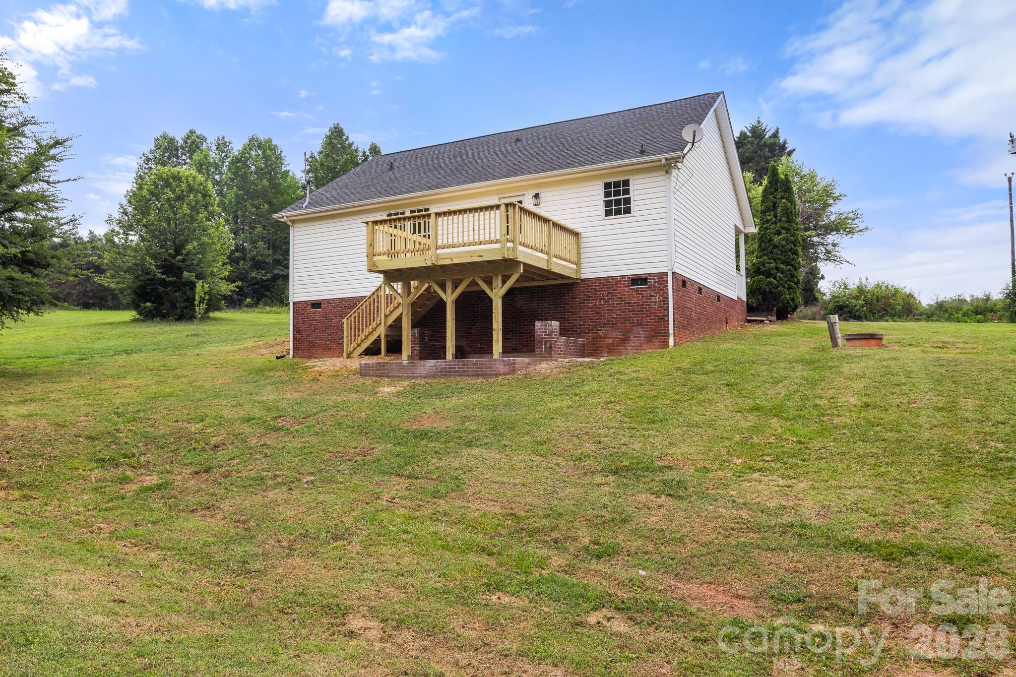 2931 Greenleaf Road Clover, SC 29710 - Photo 35 of 36