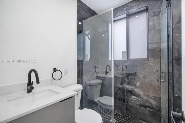 $2,400 | 629 Southwest 10th Avenue, Unit 1, Miami, FL 33130