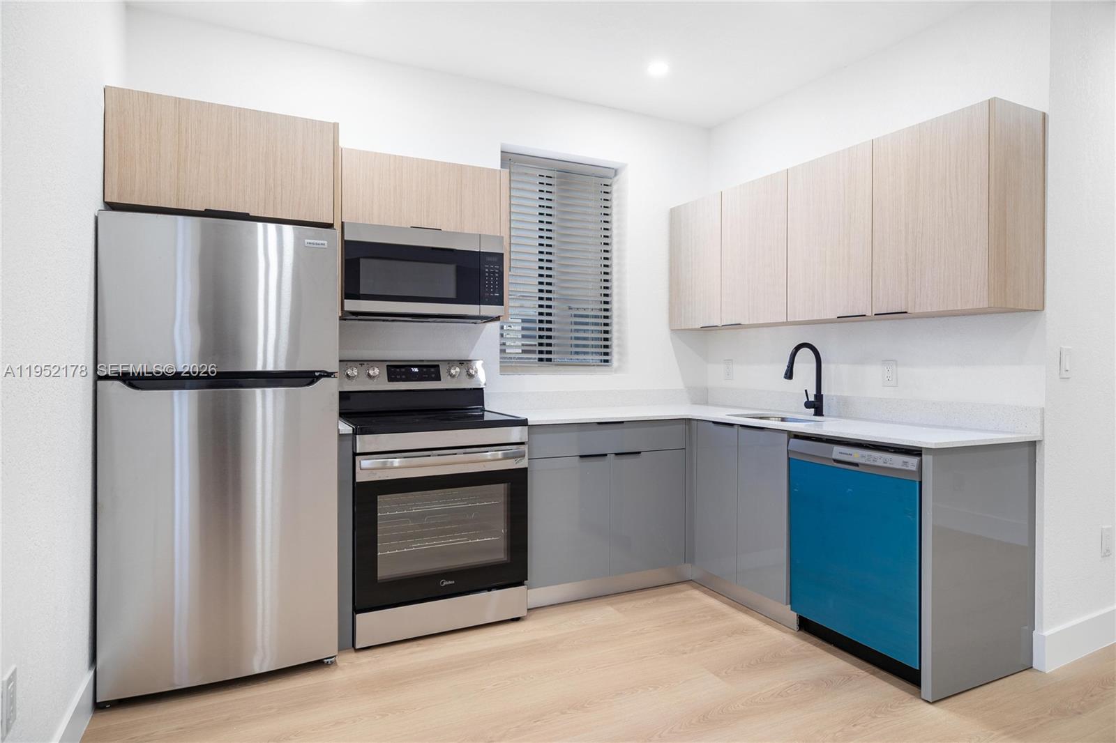 629 Southwest 10th Avenue, Unit 1 Miami, FL 33130 - Photo 2 of 29