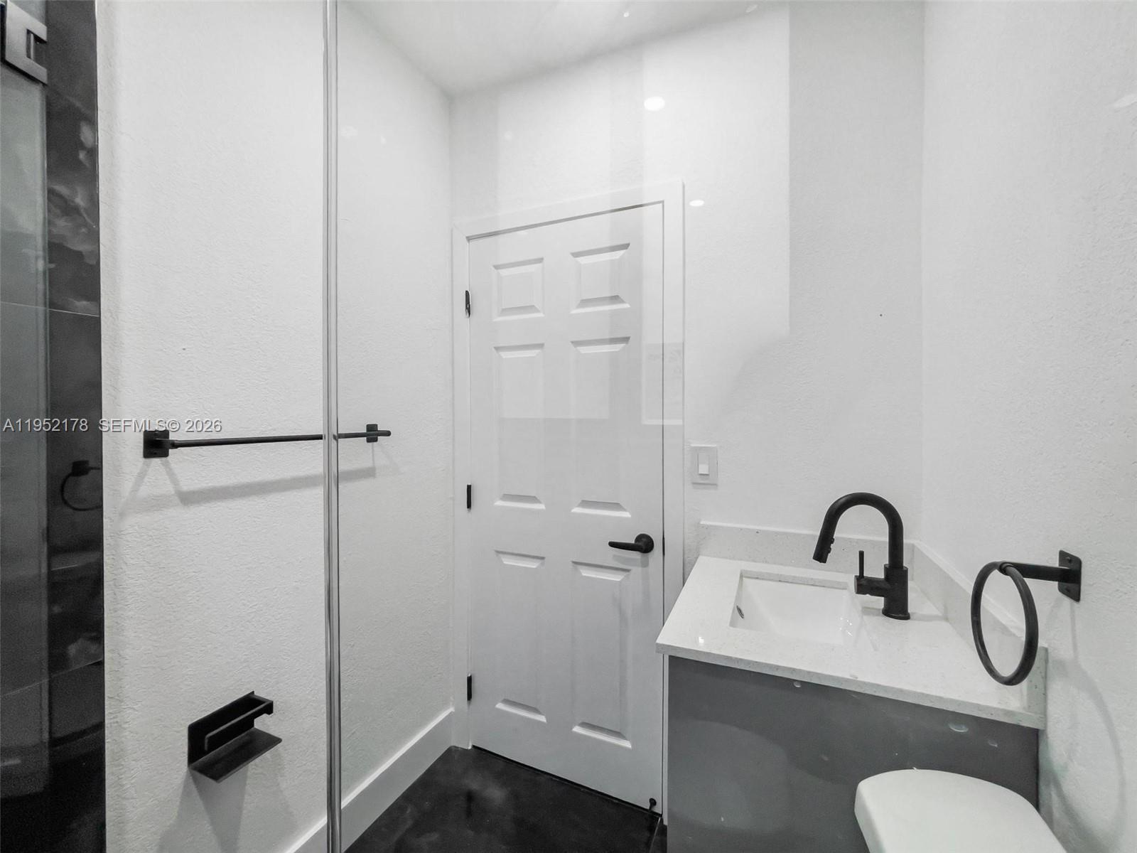 629 Southwest 10th Avenue, Unit 1 Miami, FL 33130 - Photo 23 of 29