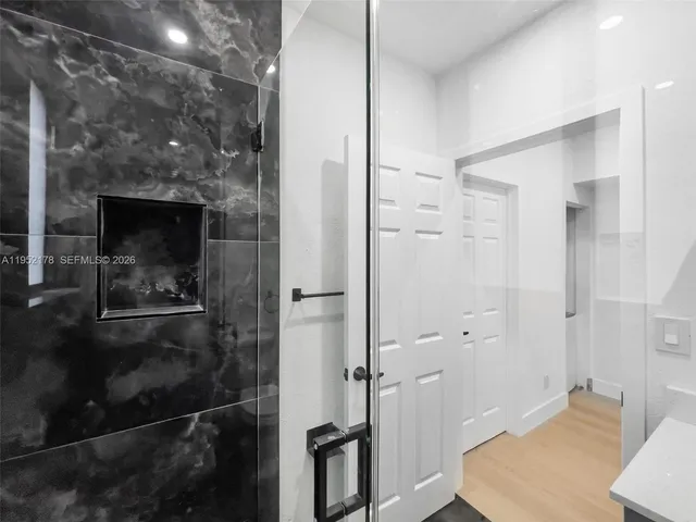 $2,400 | 629 Southwest 10th Avenue, Unit 1, Miami, FL 33130