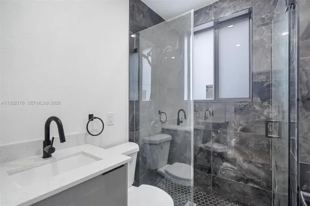 $2,400 | 629 Southwest 10th Avenue, Unit 1, Miami, FL 33130