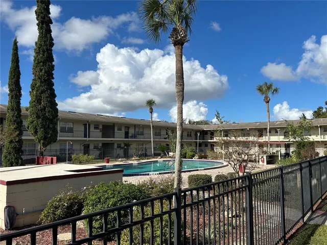 $1,045 | 5505 Hernandes Drive, Unit GE, Orlando, FL 32808