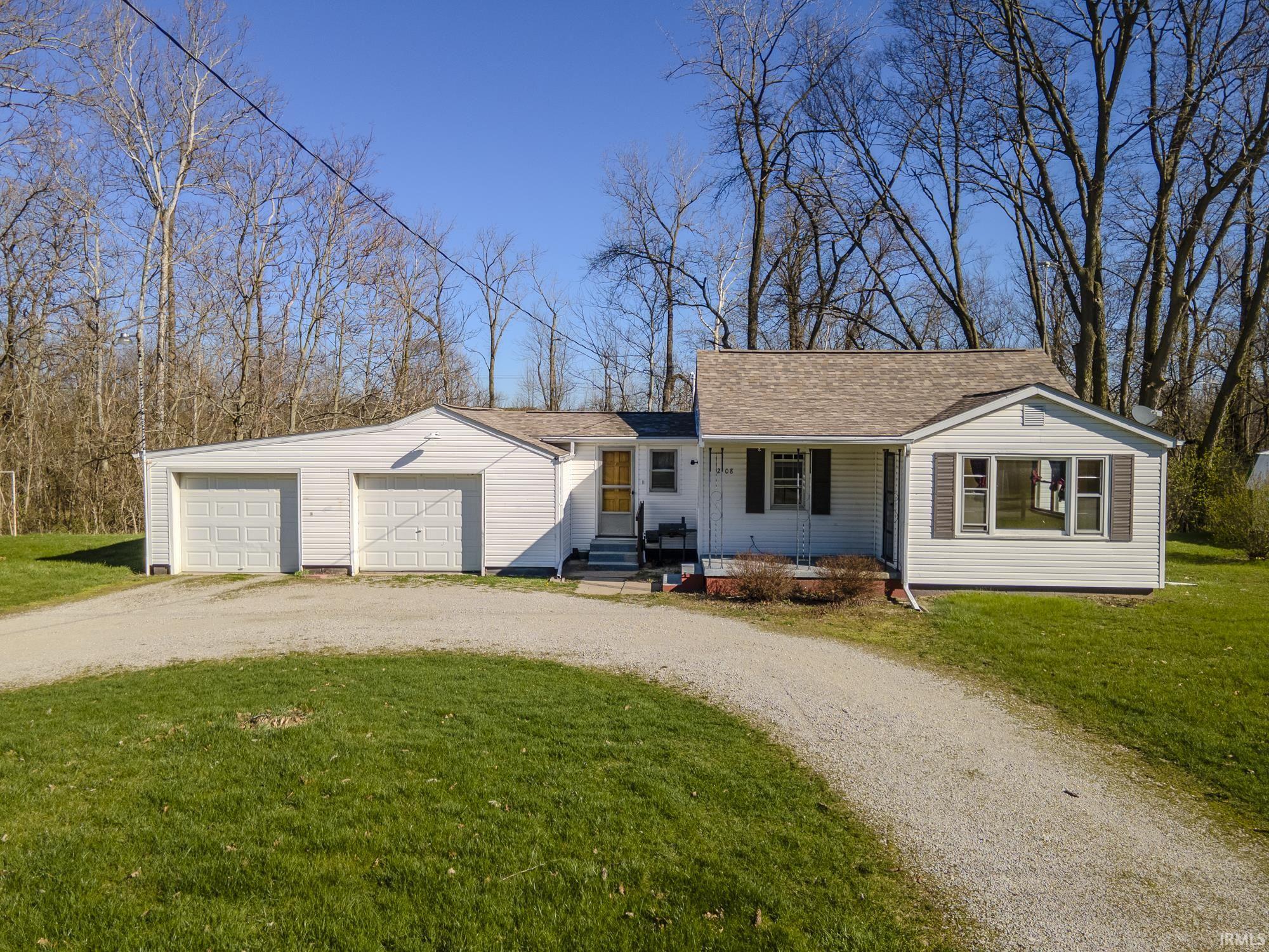 2108 Riverside Drive Huntington, IN 46750 - Photo 1 of 36 Gallery Image 1