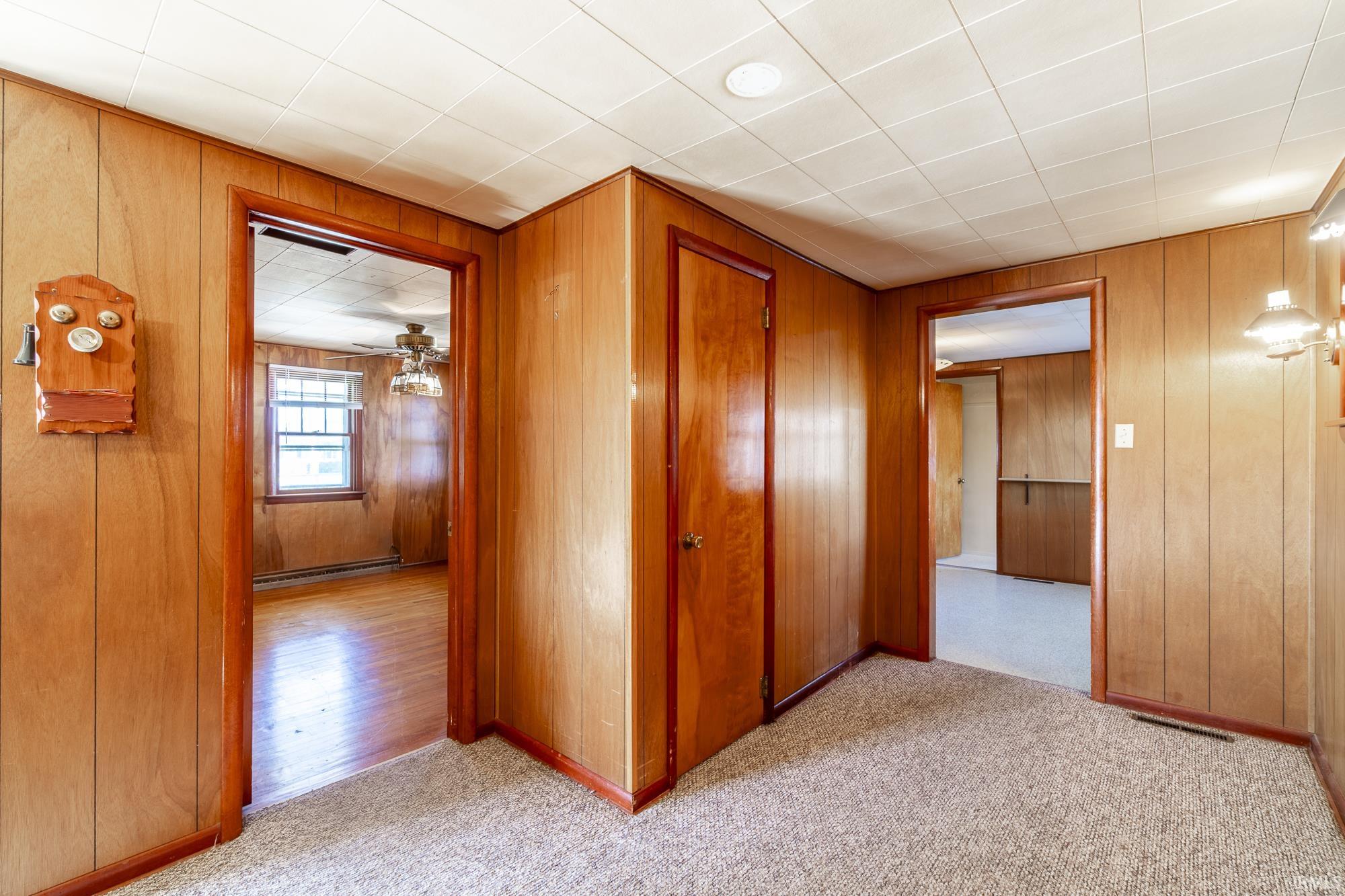 2108 Riverside Drive Huntington, IN 46750 - Photo 14 of 36 Gallery Image 14