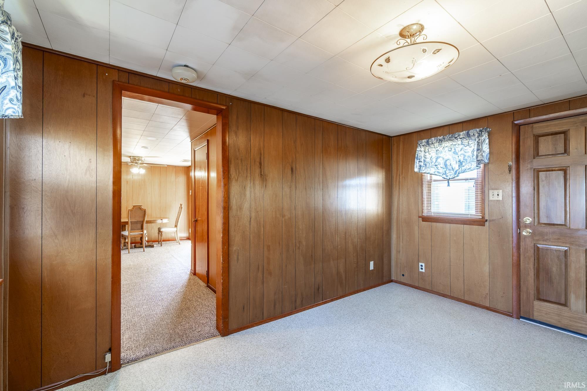 2108 Riverside Drive Huntington, IN 46750 - Photo 16 of 36 Gallery Image 16